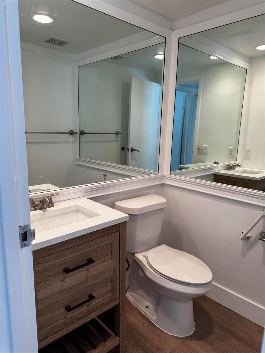 103 SAXONY C, Delray Beach FL 33446 photo 5