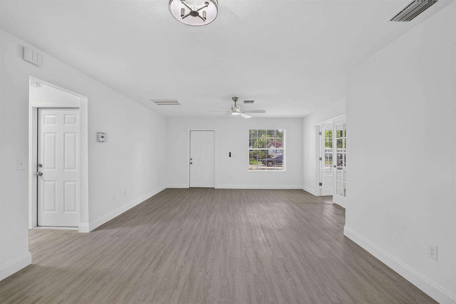 2855 NW 8TH Court, Fort Lauderdale FL 33311 photo 4
