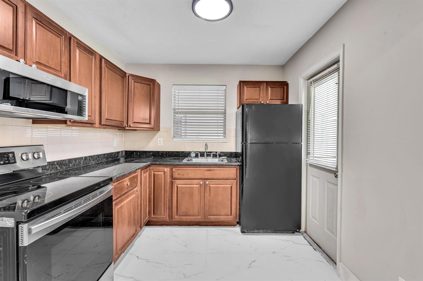 626 SW 14TH Avenue # 102, Fort Lauderdale FL 33312