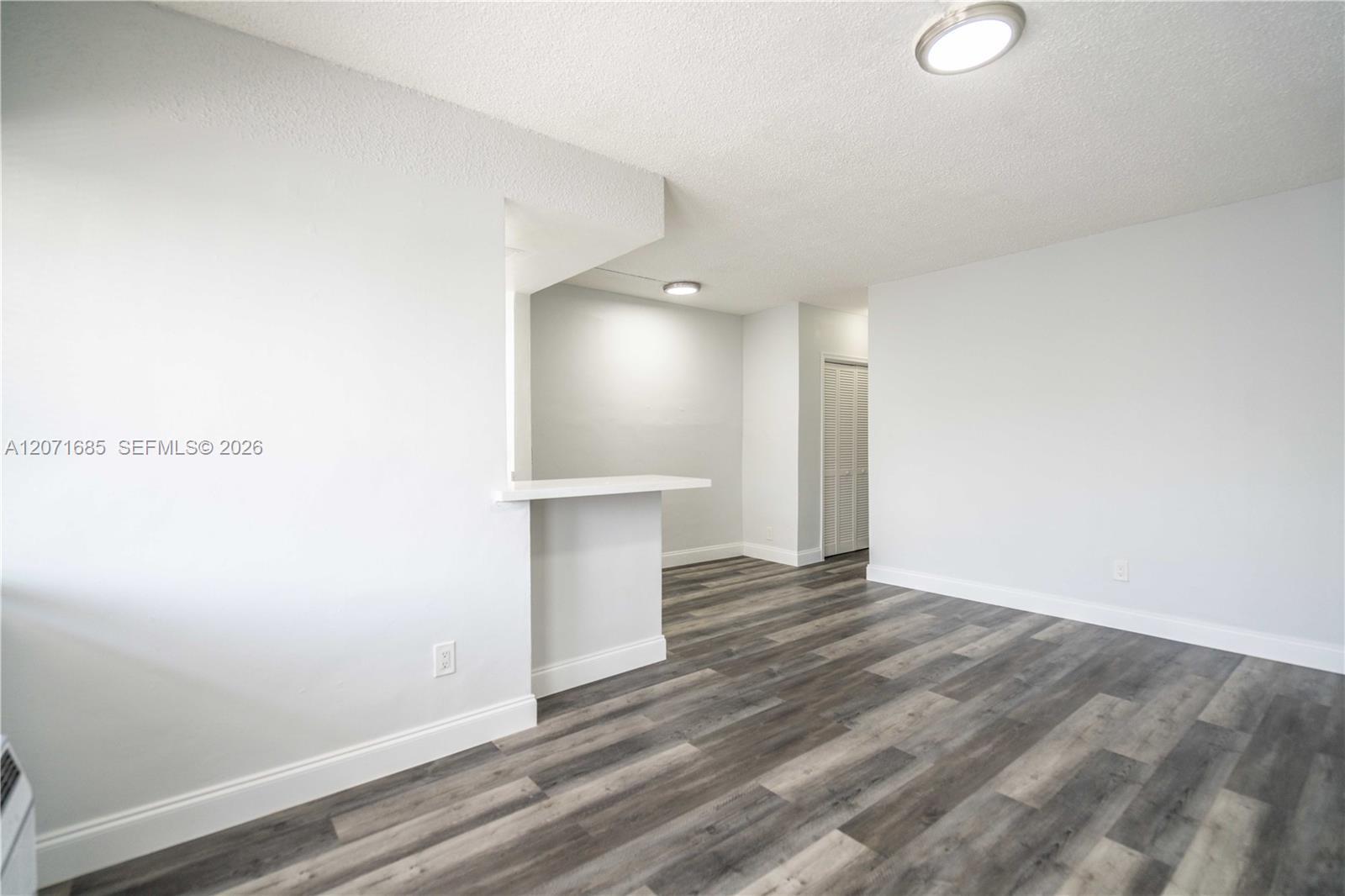 6650 Miller Dr # 19, South Miami FL 33155 photo 3
