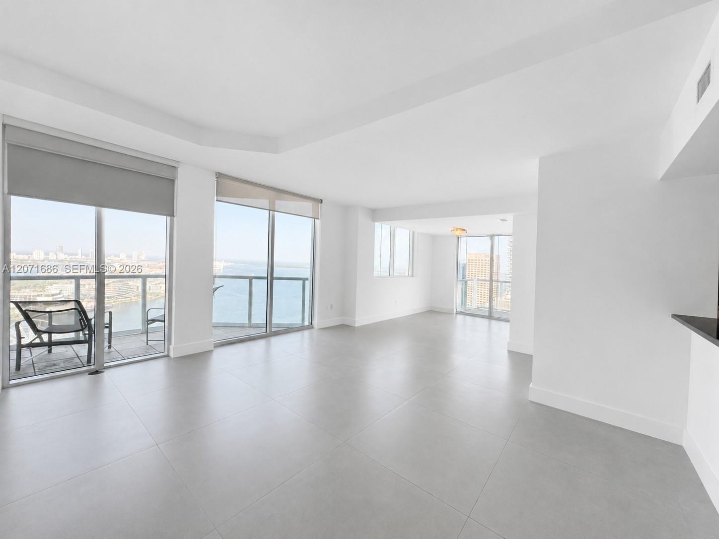 244 Biscayne Blvd # 3903, Miami FL 33132 photo 3