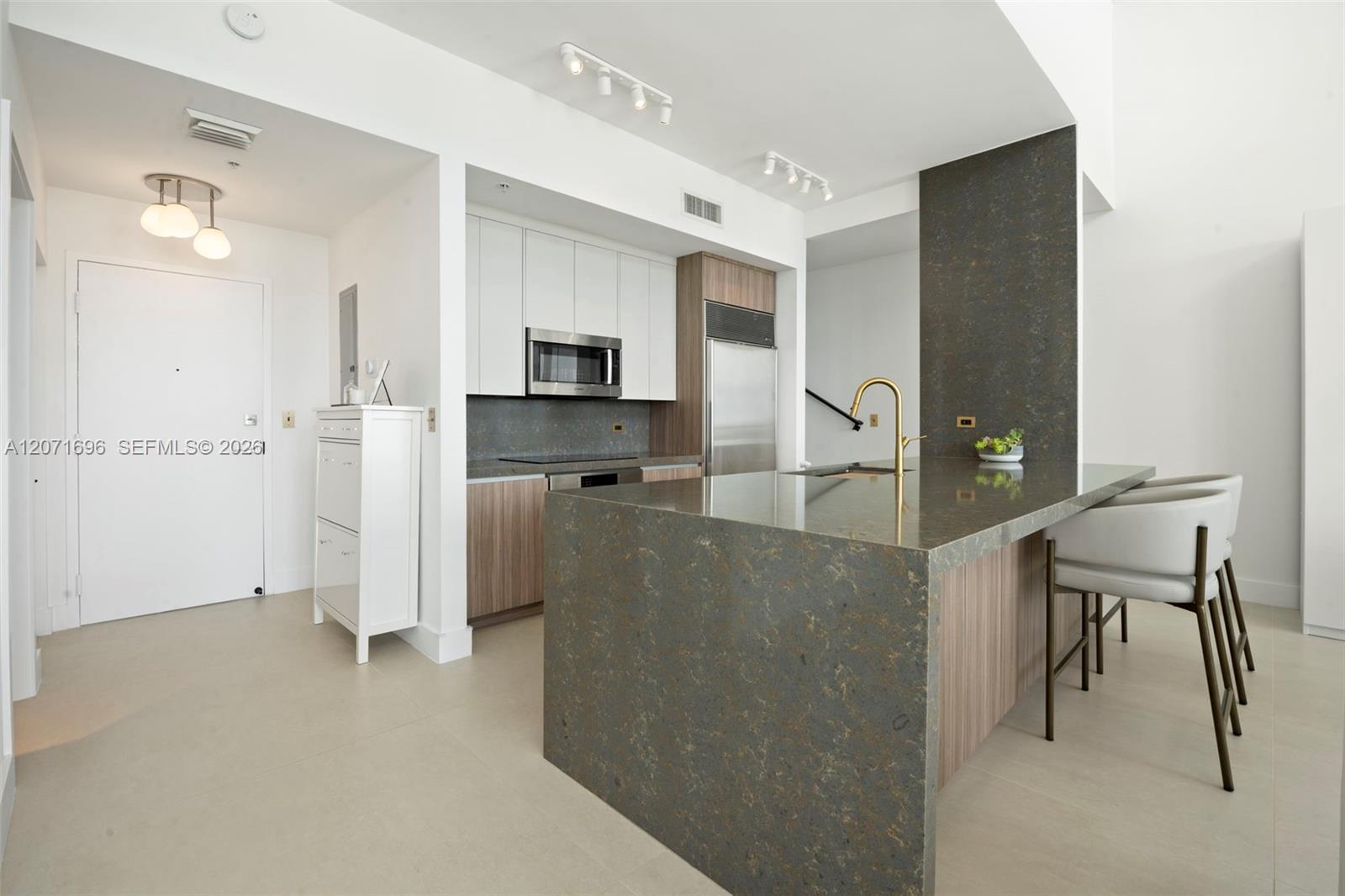 3470 E Coast Ave, Miami FL 33137 photo 4