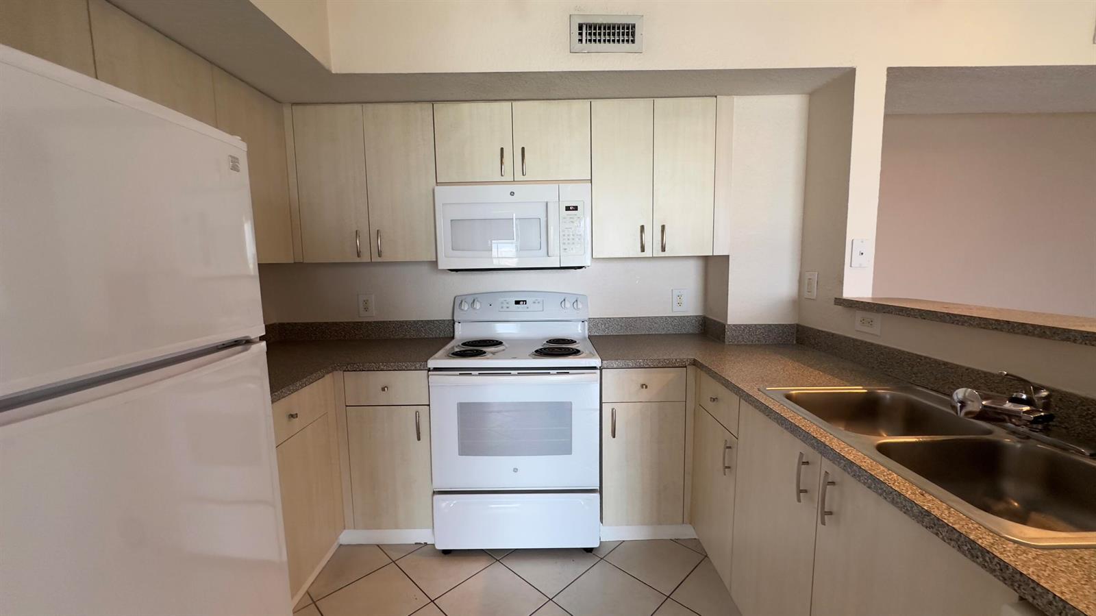 1801 N Flagler Drive # 630, West Palm Beach FL 33407 photo 4