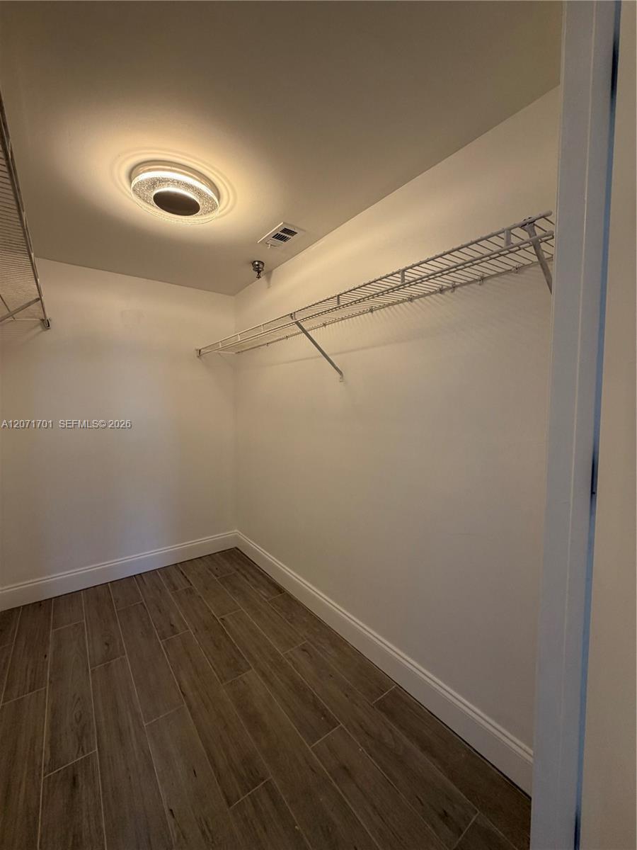 1010 NW 11th St # 507, Miami FL 33136 photo 2