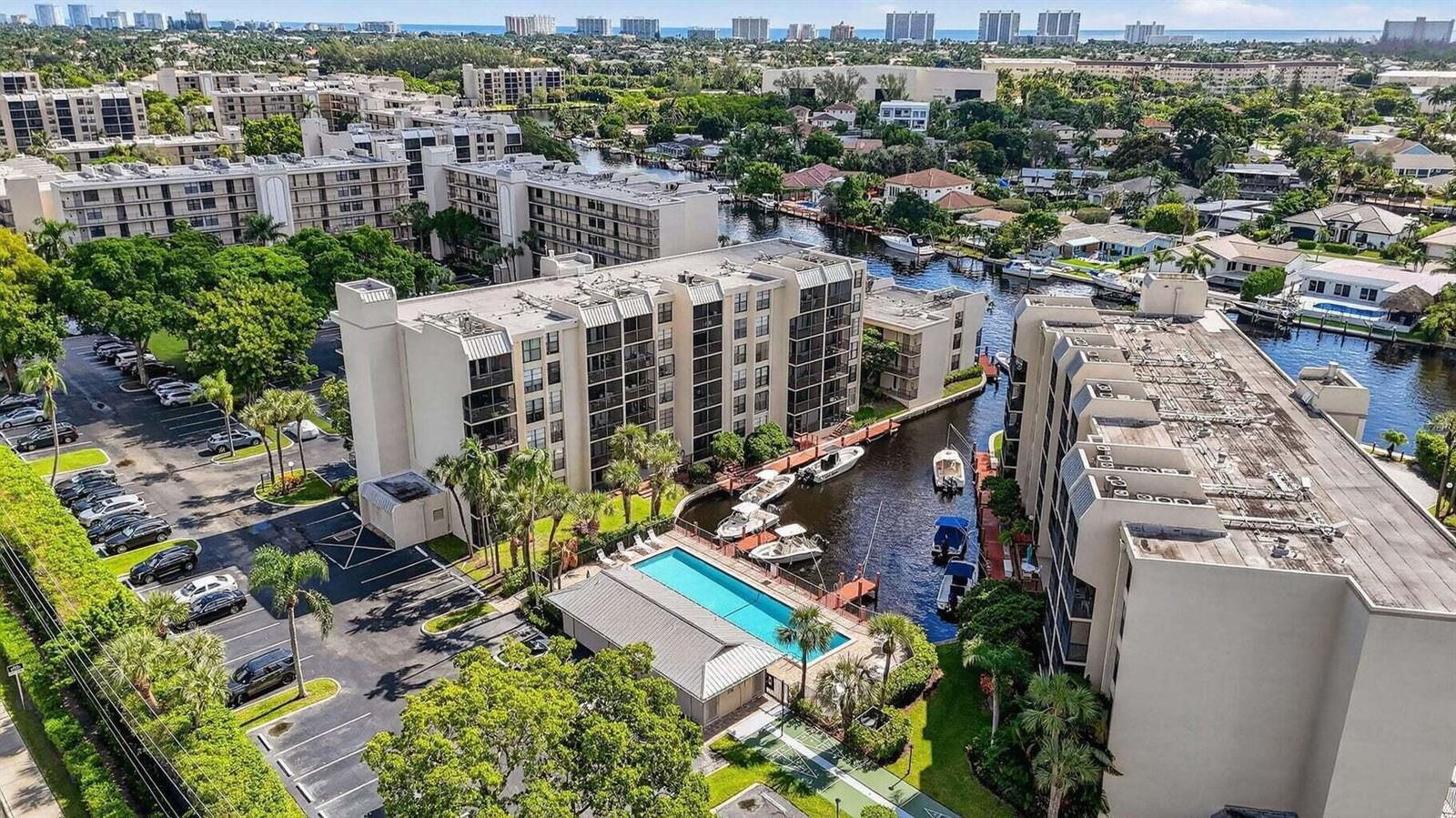 20 ROYAL PALM Way # 3020, Boca Raton FL 33432 photo 2