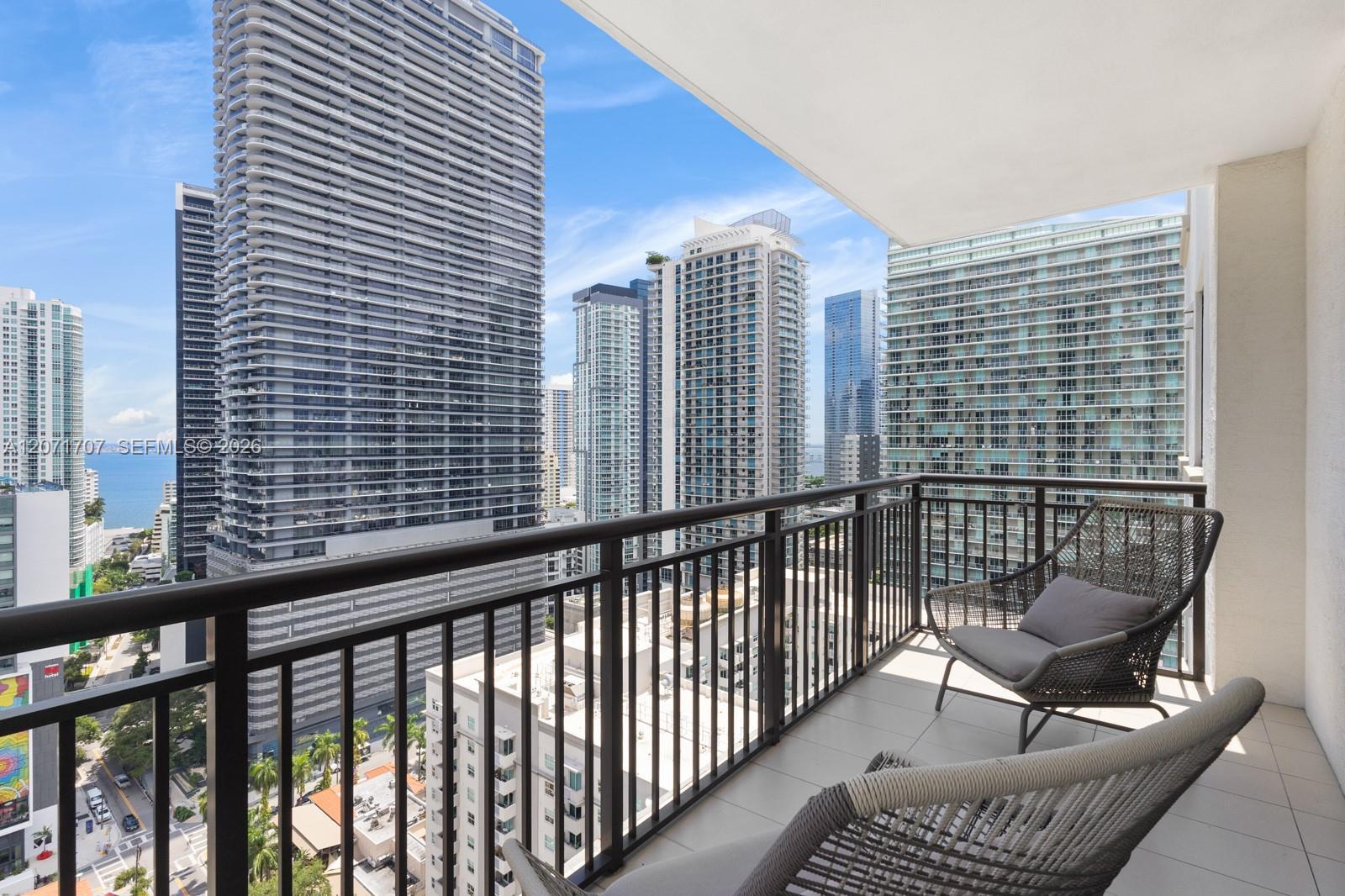 999 SW 1st Ave # 2502, Miami FL 33130 photo 2