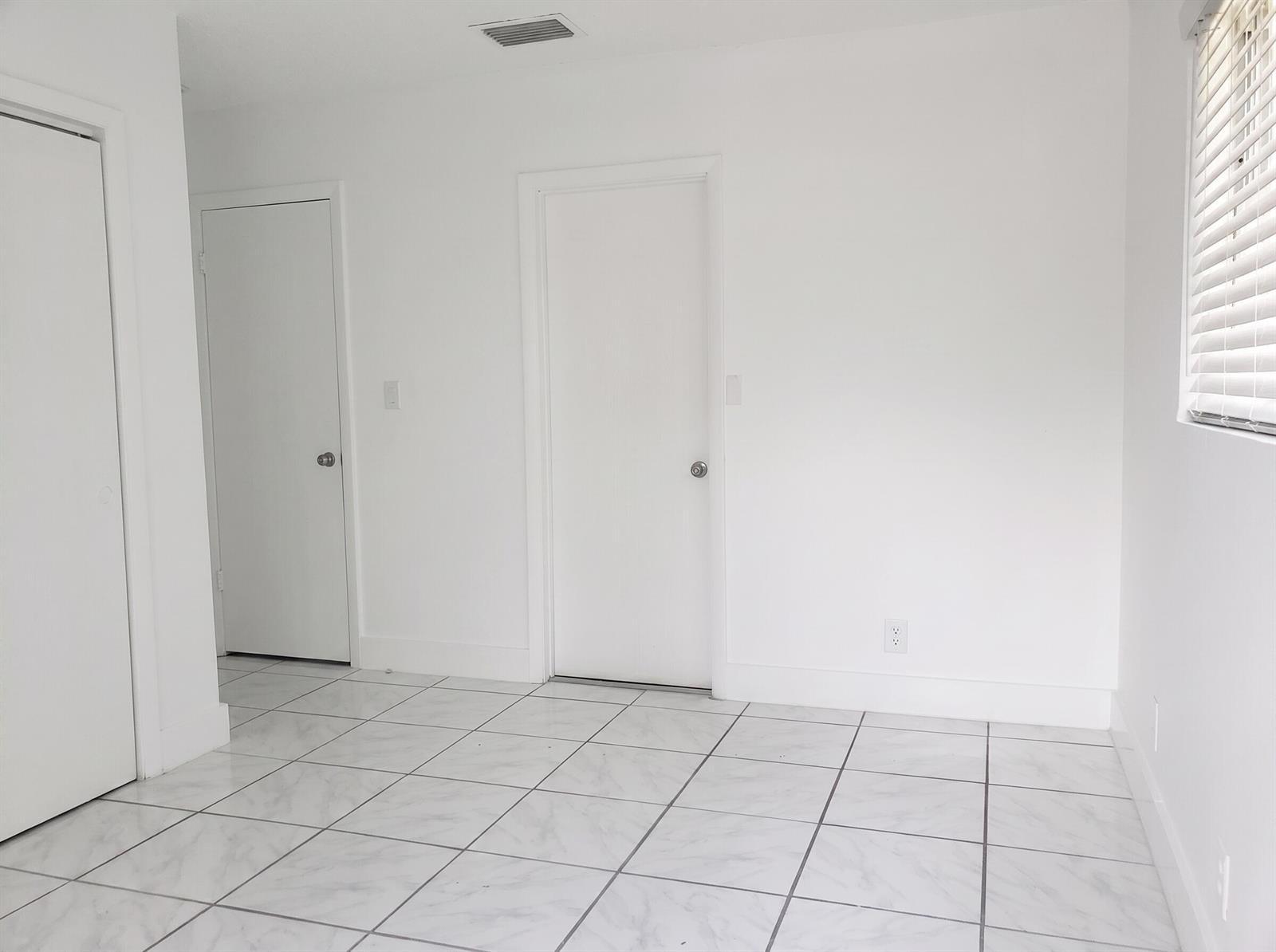 141 NW 4th Avenue # 3, Fort Lauderdale FL 33311 photo 4