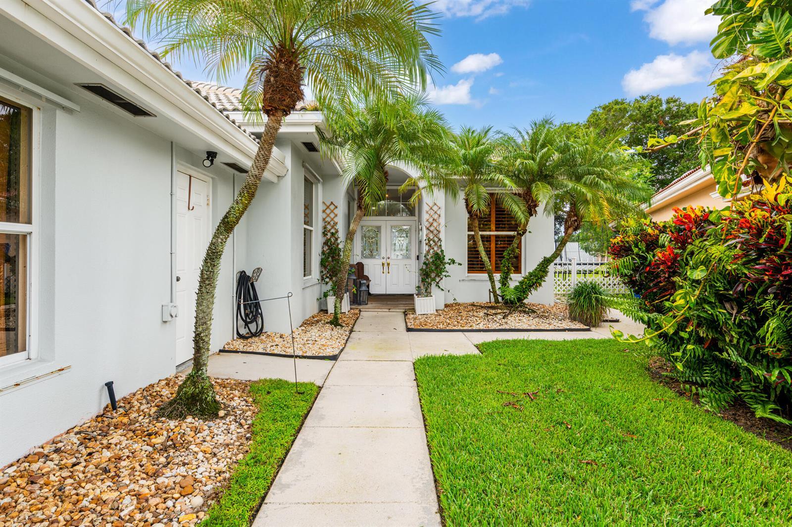 218 HAMPTON Court, Jupiter FL 33458 photo 3