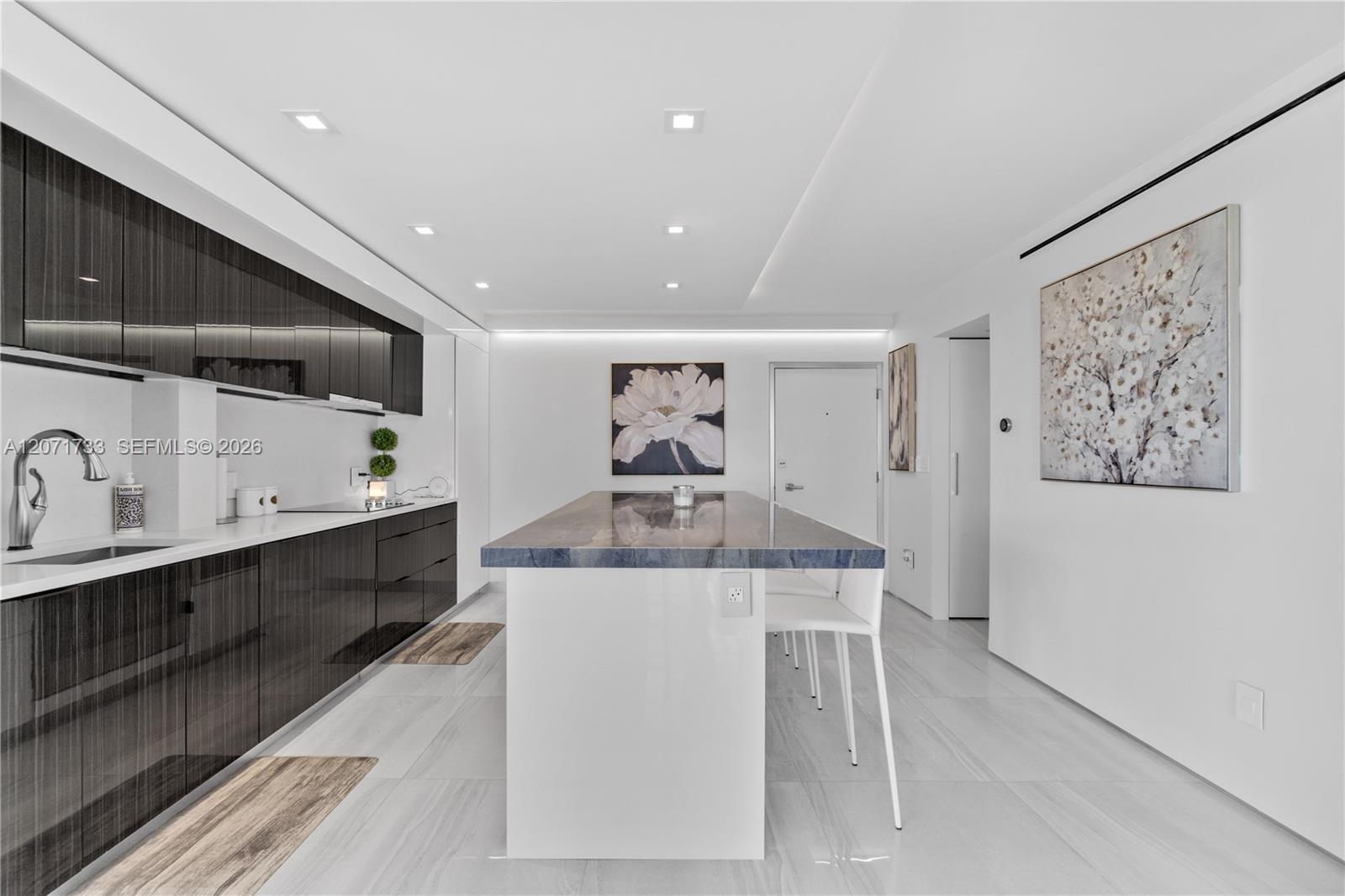 5555 Collins Ave # 5A, Miami Beach FL 33140 photo 4
