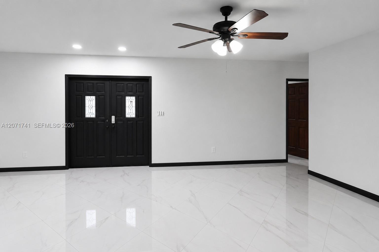 504 NW 23rd St, Homestead FL 33030 photo 5