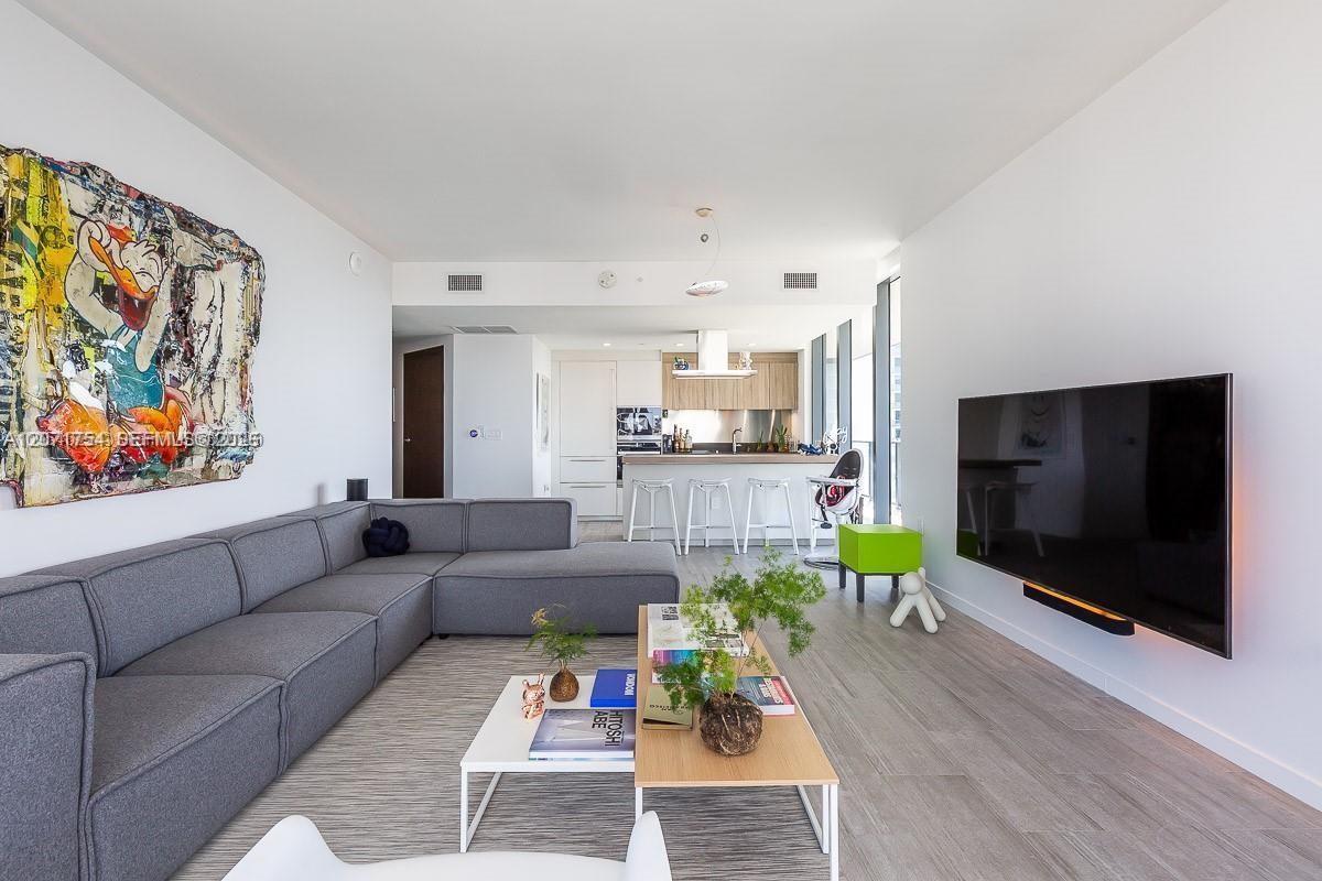 1000 Brickell Plz # 3512, Miami FL 33131 photo 2