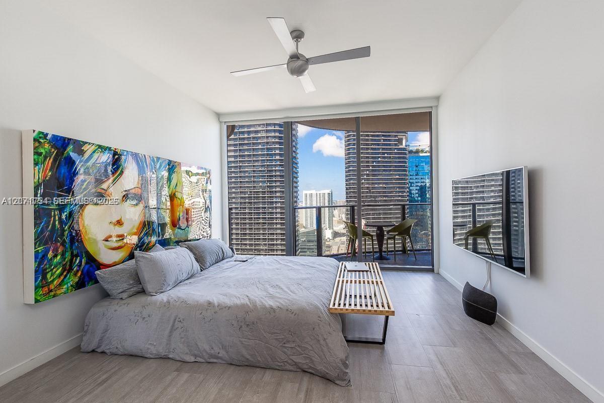 1000 Brickell Plz # 3512, Miami FL 33131 photo 3