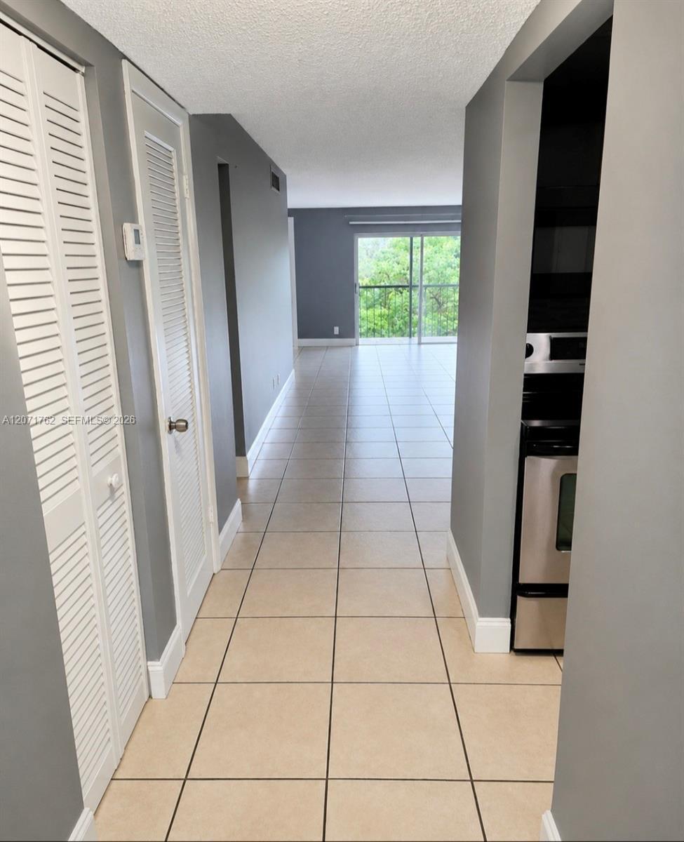Lauderhill, FL 33319 photo 2