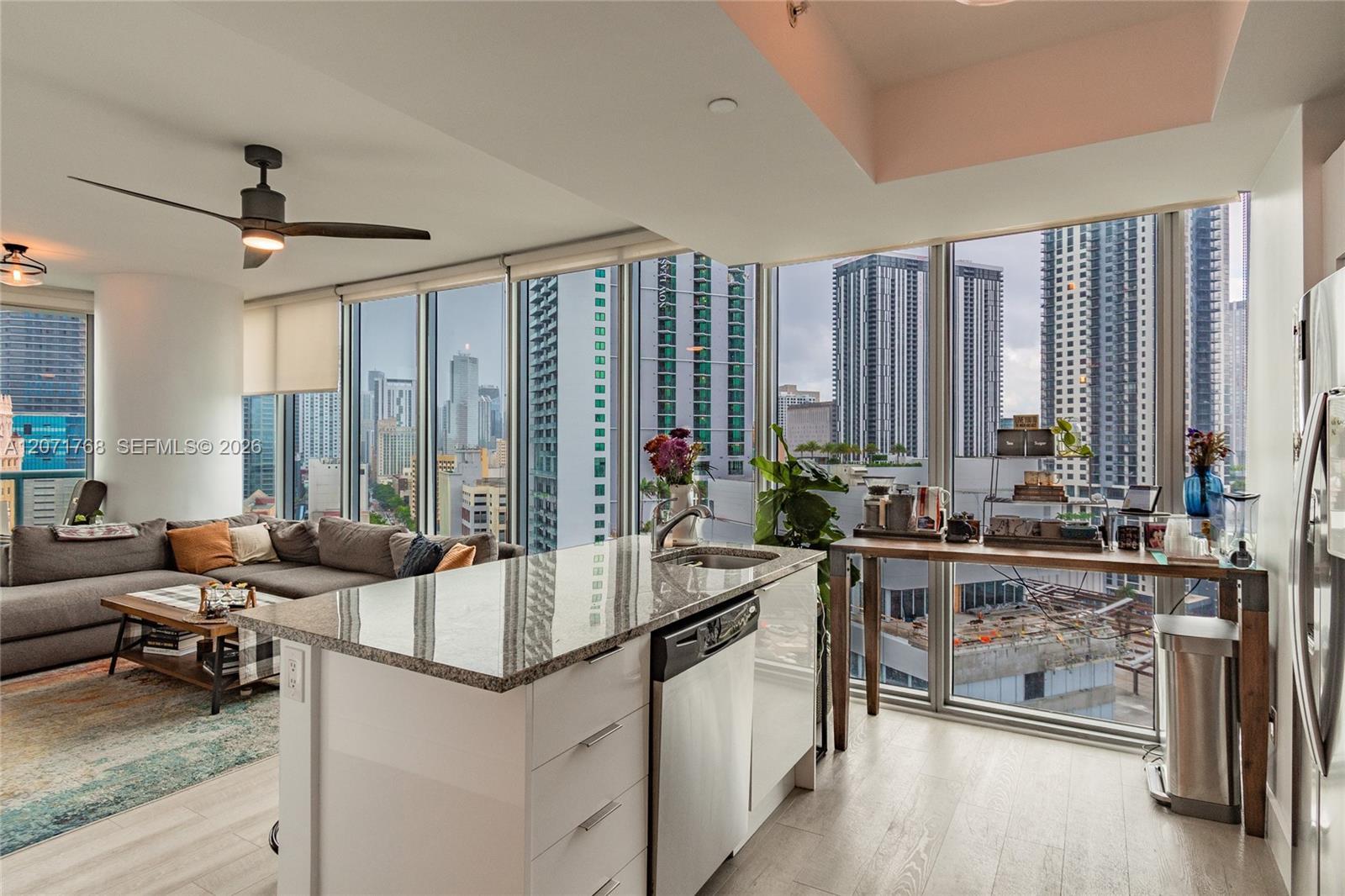 888 Biscayne Blvd # 1601, Miami FL 33132 photo 3