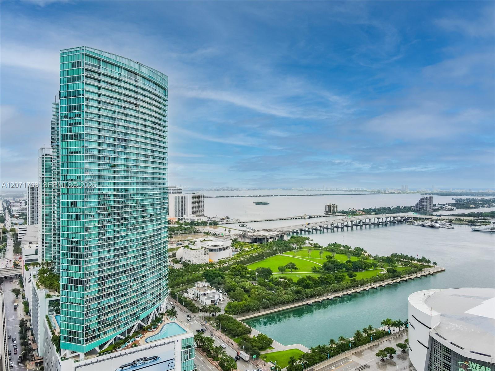 888 Biscayne Blvd # 1601, Miami FL 33132