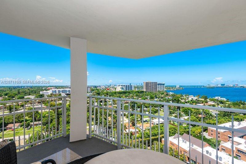 1000 QUAYSIDE TERRACE # 1901, Miami FL 33138 photo 4