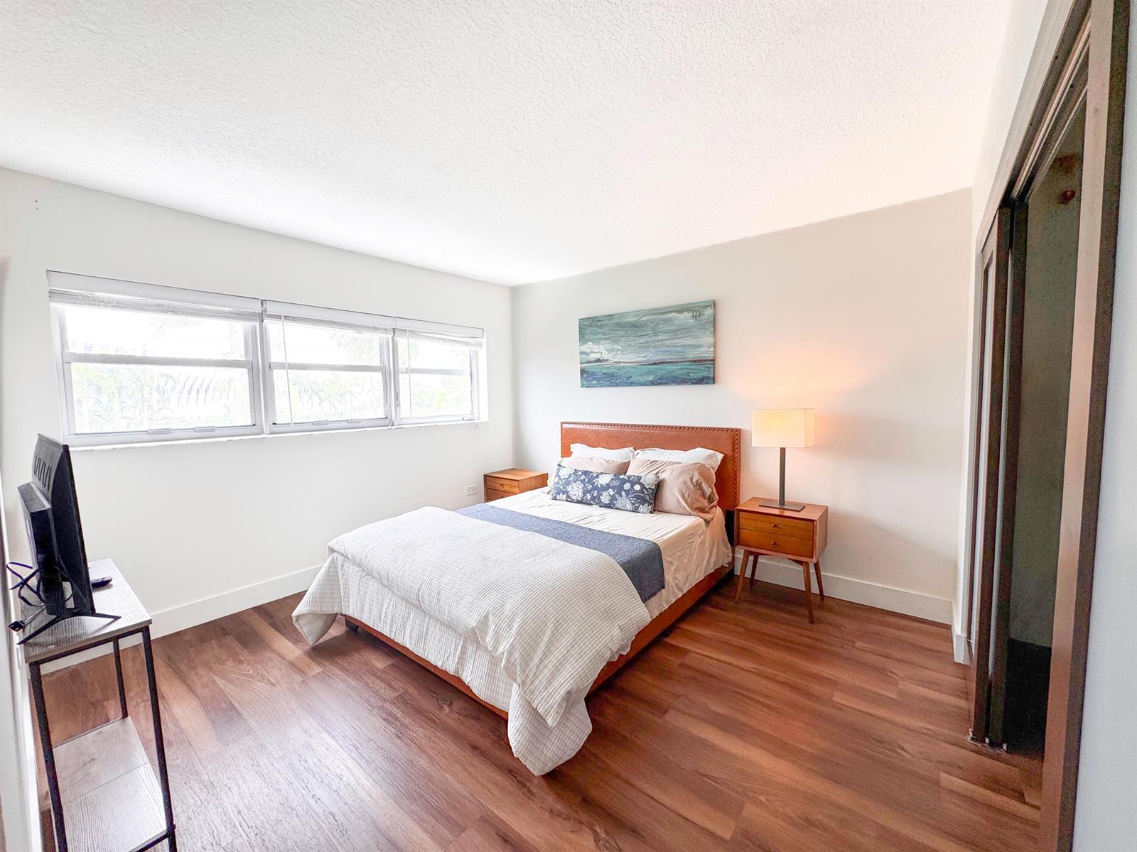 1881 WASHINGTON Avenue # 4A, Miami Beach FL 33139 photo 5