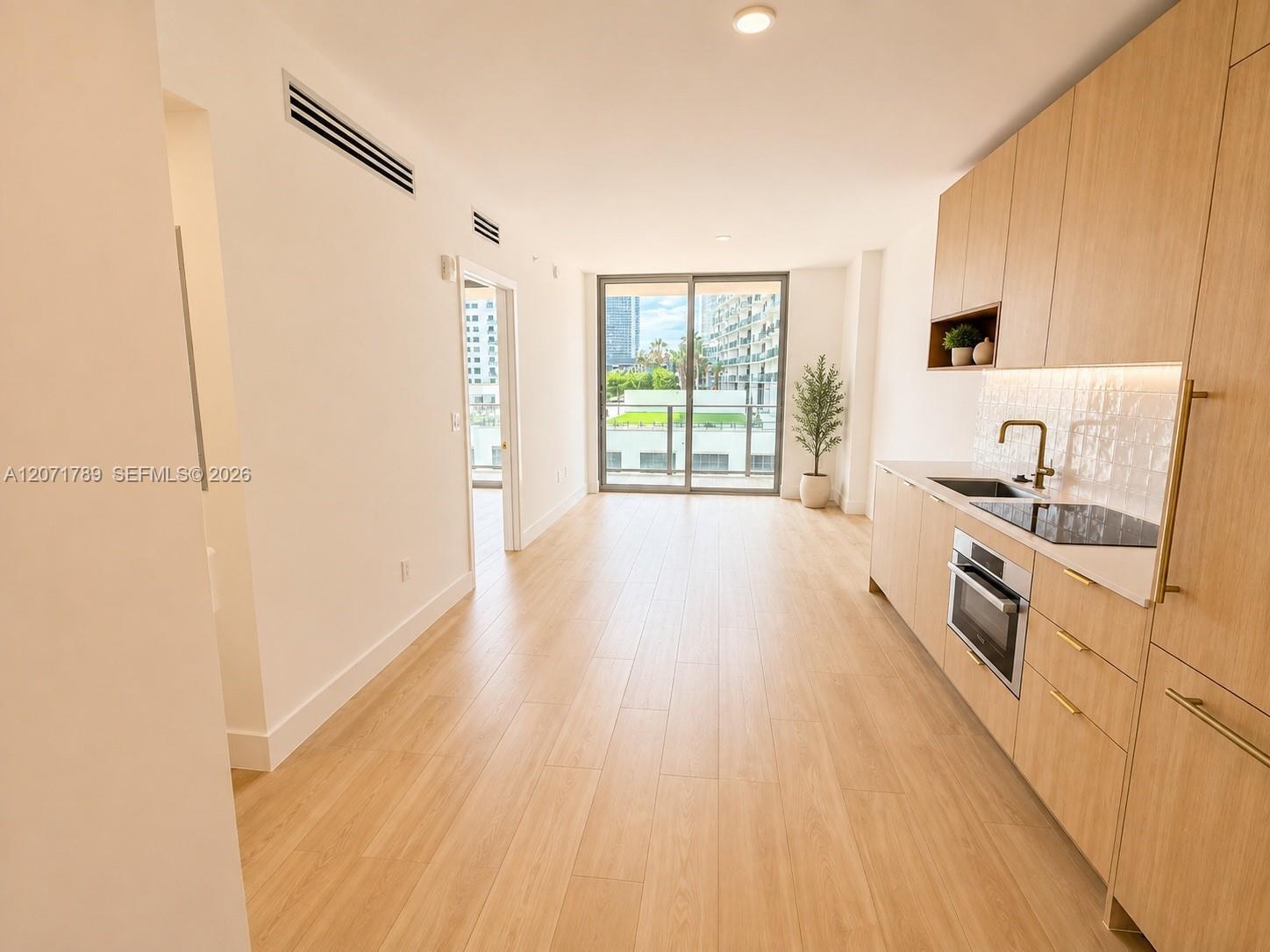 90 NE 32nd St # 709, Miami FL 33127 photo 2