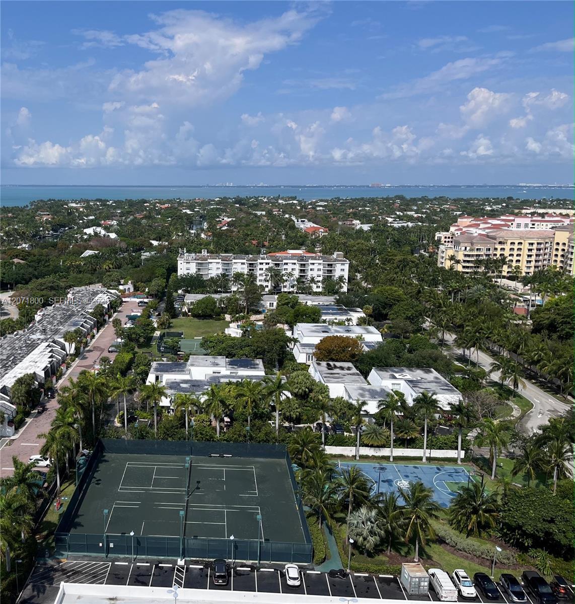 881 Ocean Dr # 18B, Key Biscayne FL 33149 photo 2