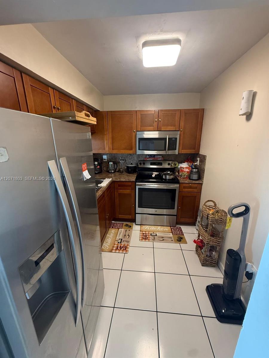 11790 SW 18th St # 3, Miami FL 33175 photo 5