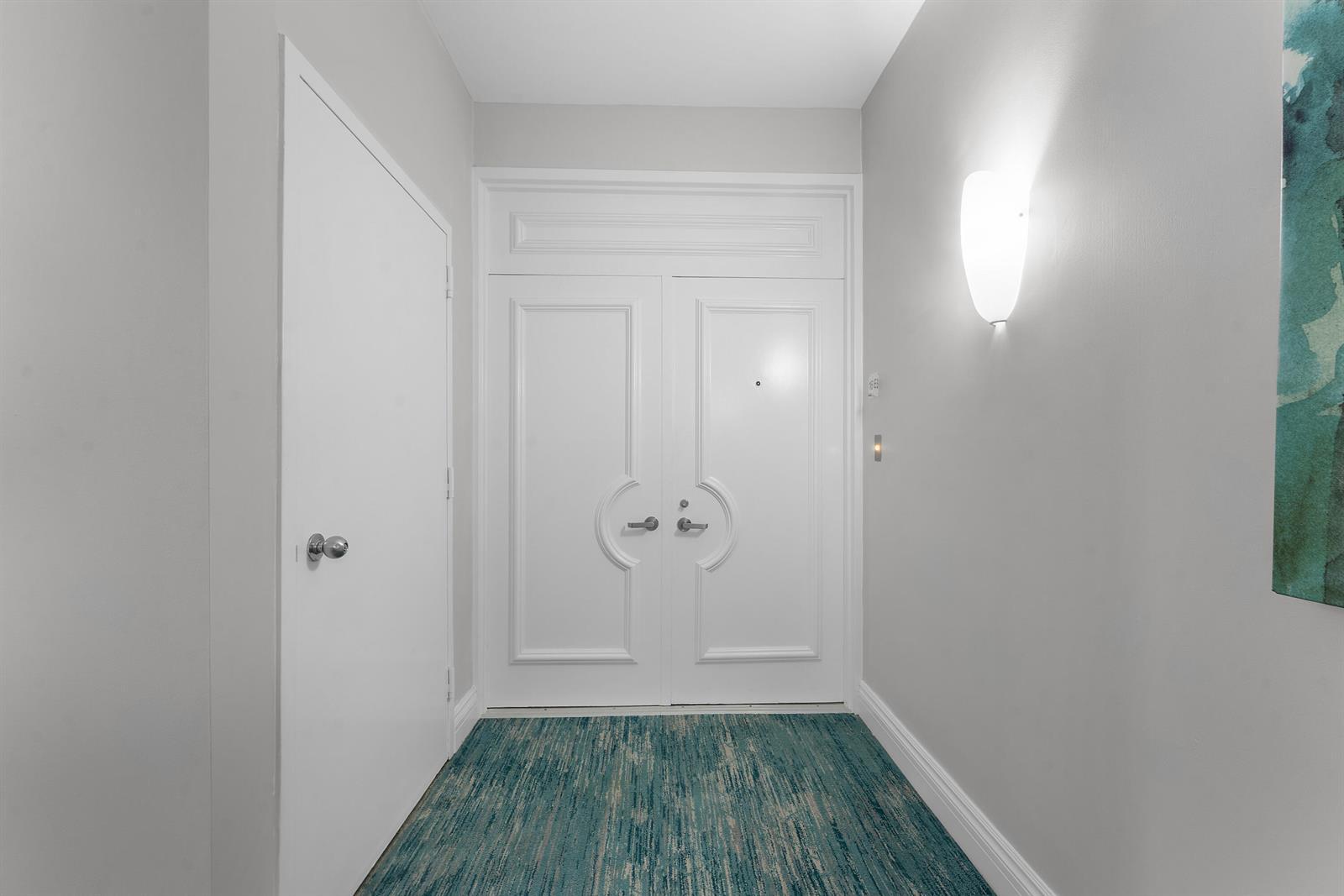 5280 N OCEAN Drive # 16E, Singer Island FL 33404 photo 2