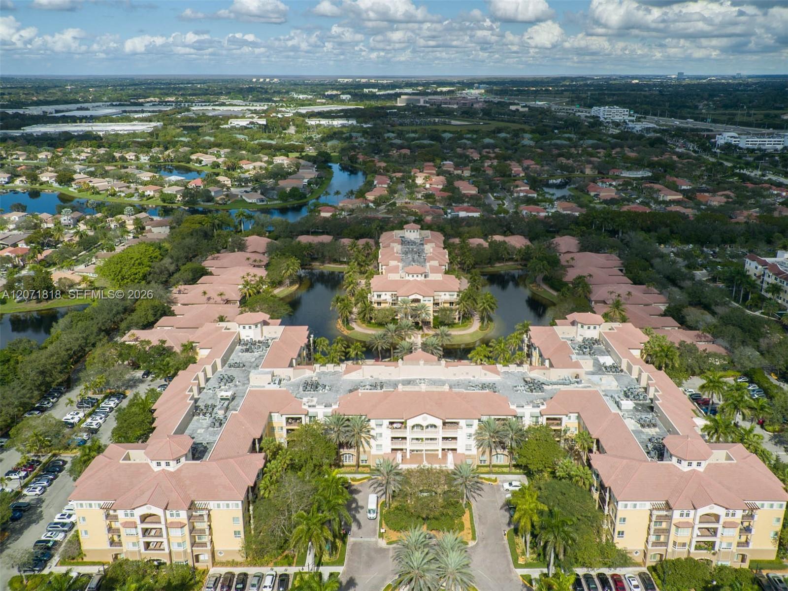 16135 Emerald Estates Dr # 165, Weston FL 33331 photo 4
