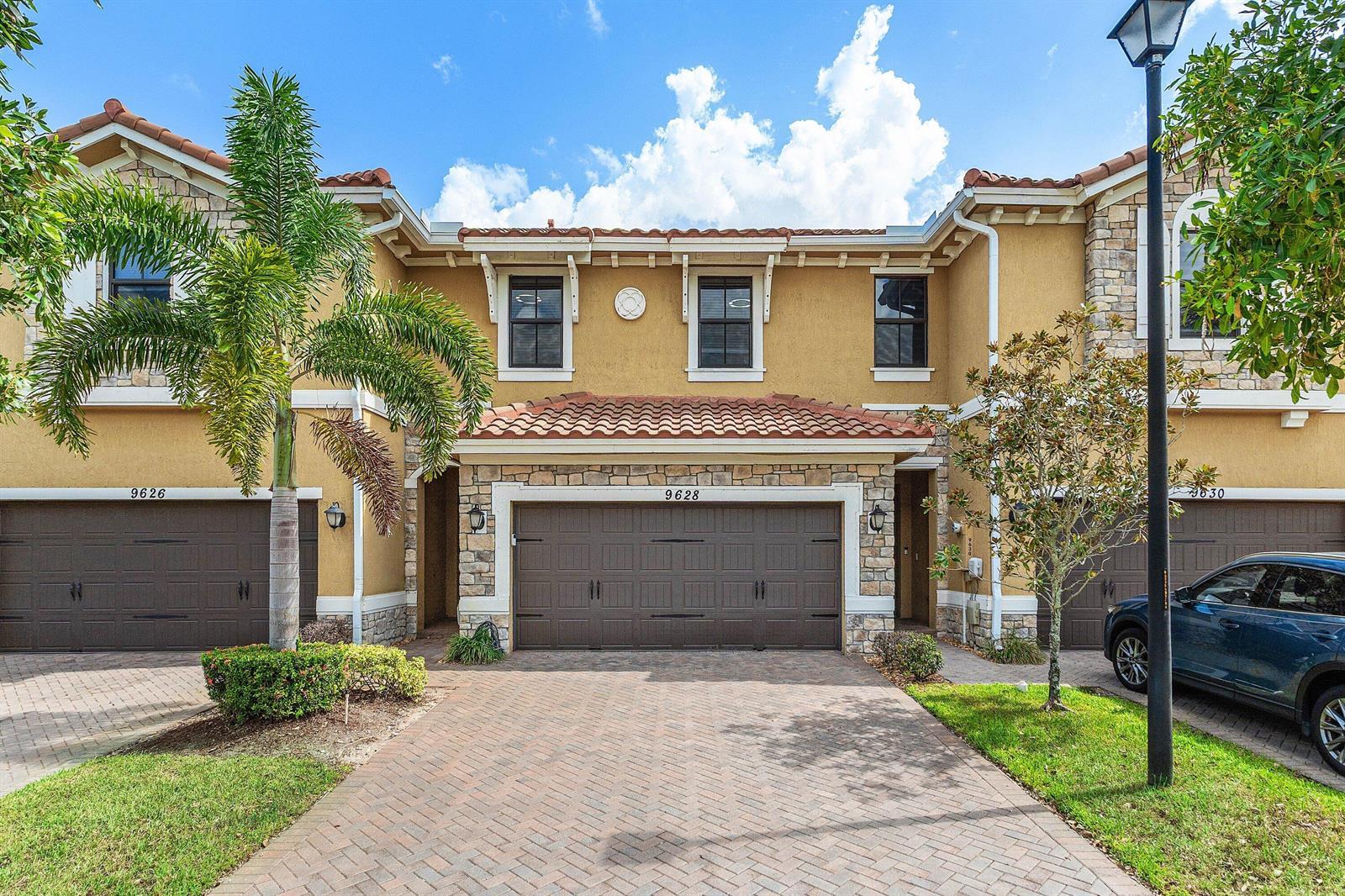 9628 Waterview Way, Parkland FL 33076