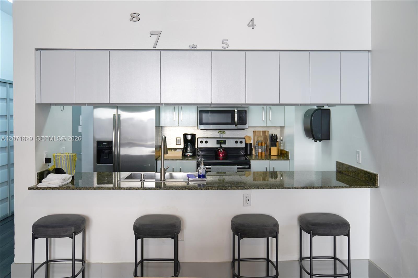 1200 Brickell Bay Dr # 1406, Miami FL 33131 photo 3