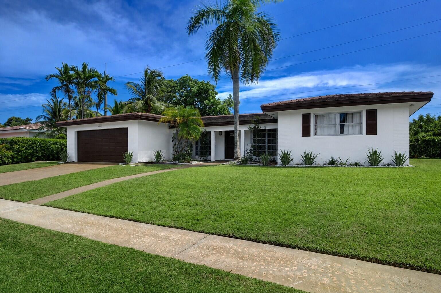 840 SW 7TH Street, Boca Raton FL 33486