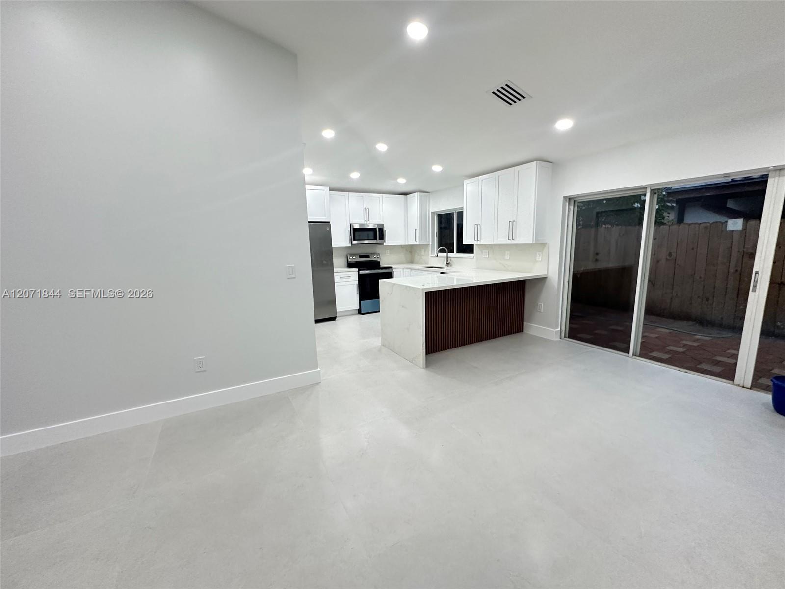 5768 NW 98th Pl # 0, Doral FL 33178 photo 3