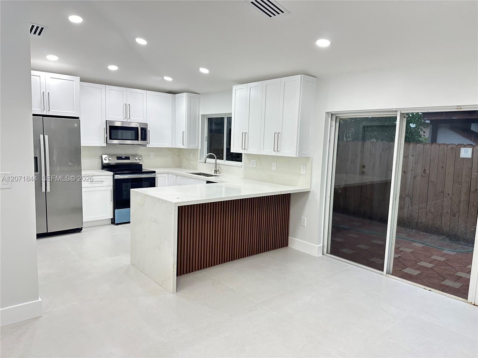 5768 NW 98th Pl # 0, Doral FL 33178 photo 5