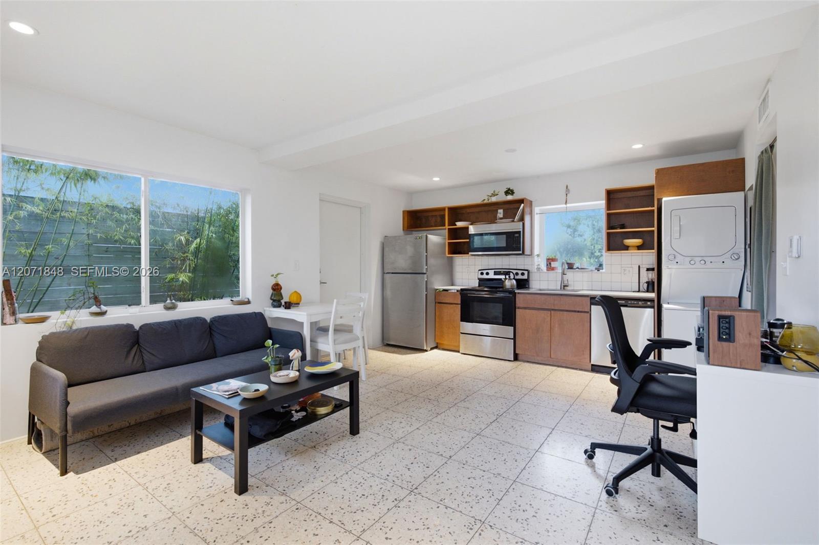 127 NW 74th St # 2, Miami FL 33150