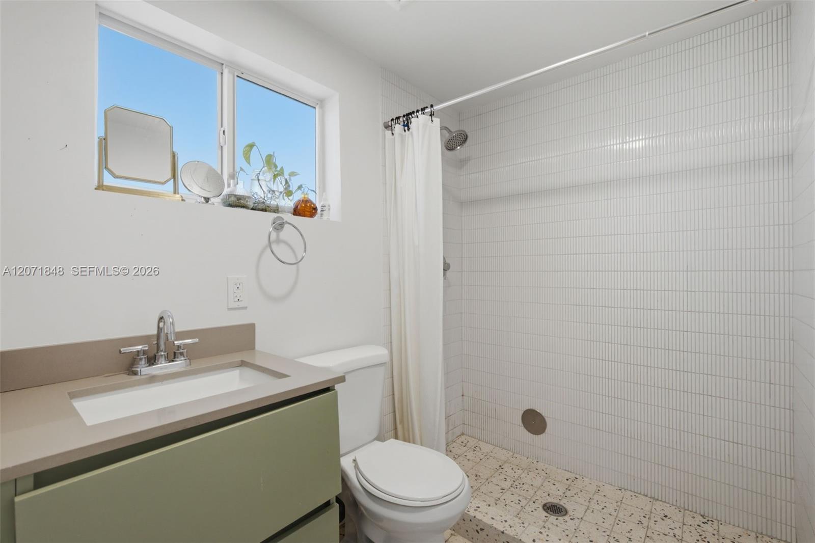 127 NW 74th St # 2, Miami FL 33150 photo 4