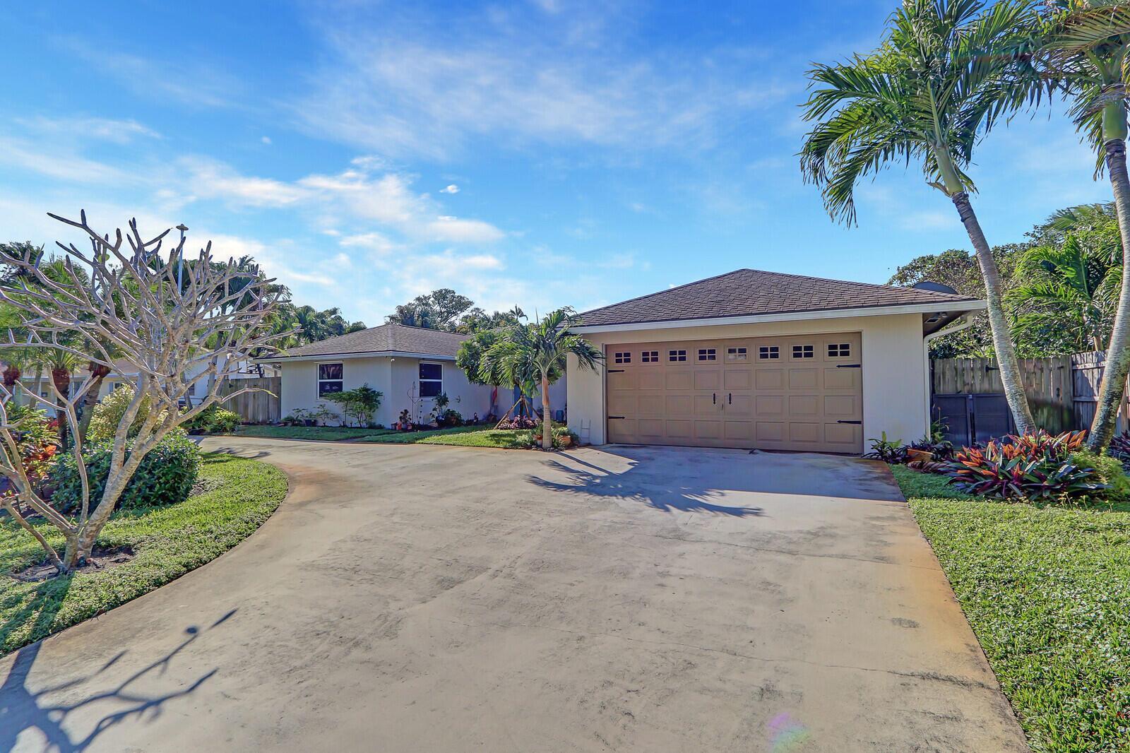 5140 LAIRD Lane, Jupiter FL 33458 photo 3