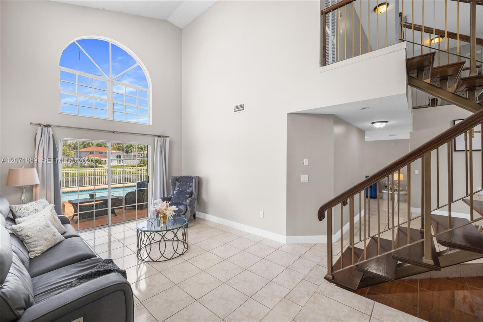 15753 SW 43rd St, Miami FL 33185 photo 3