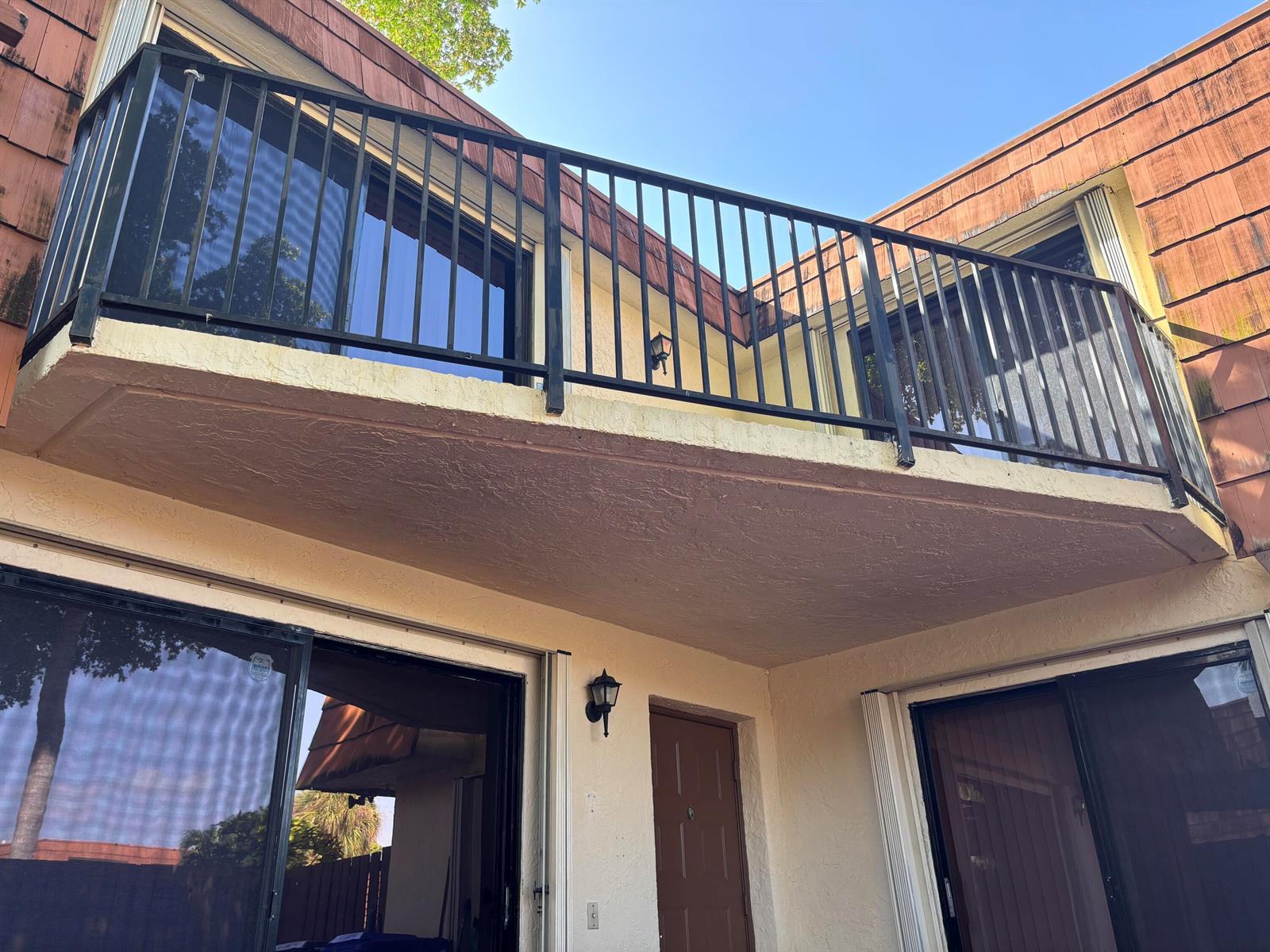 1701 S CORAL Terrace # 1701, North Lauderdale FL 33068