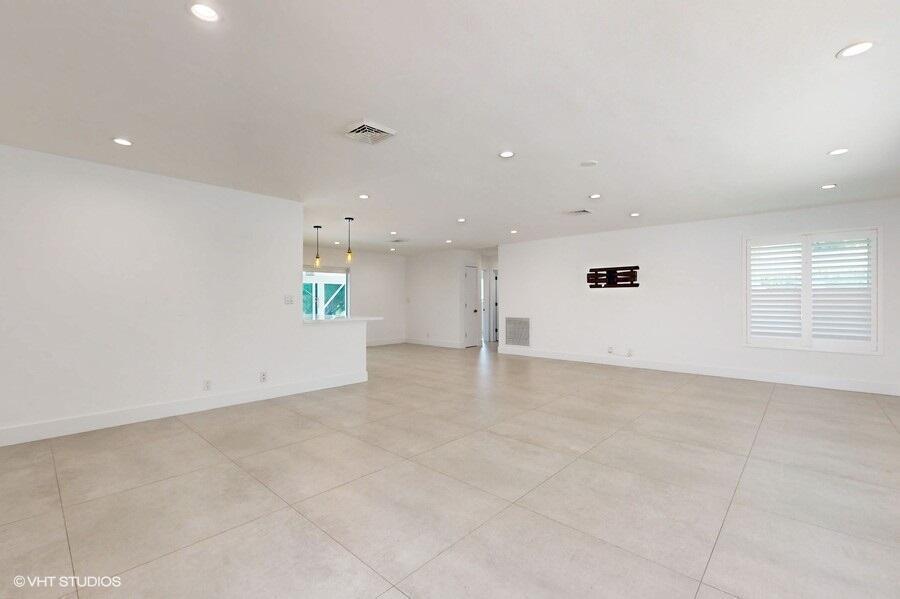 200 SW 6th Avenue, Boca Raton FL 33486 photo 4