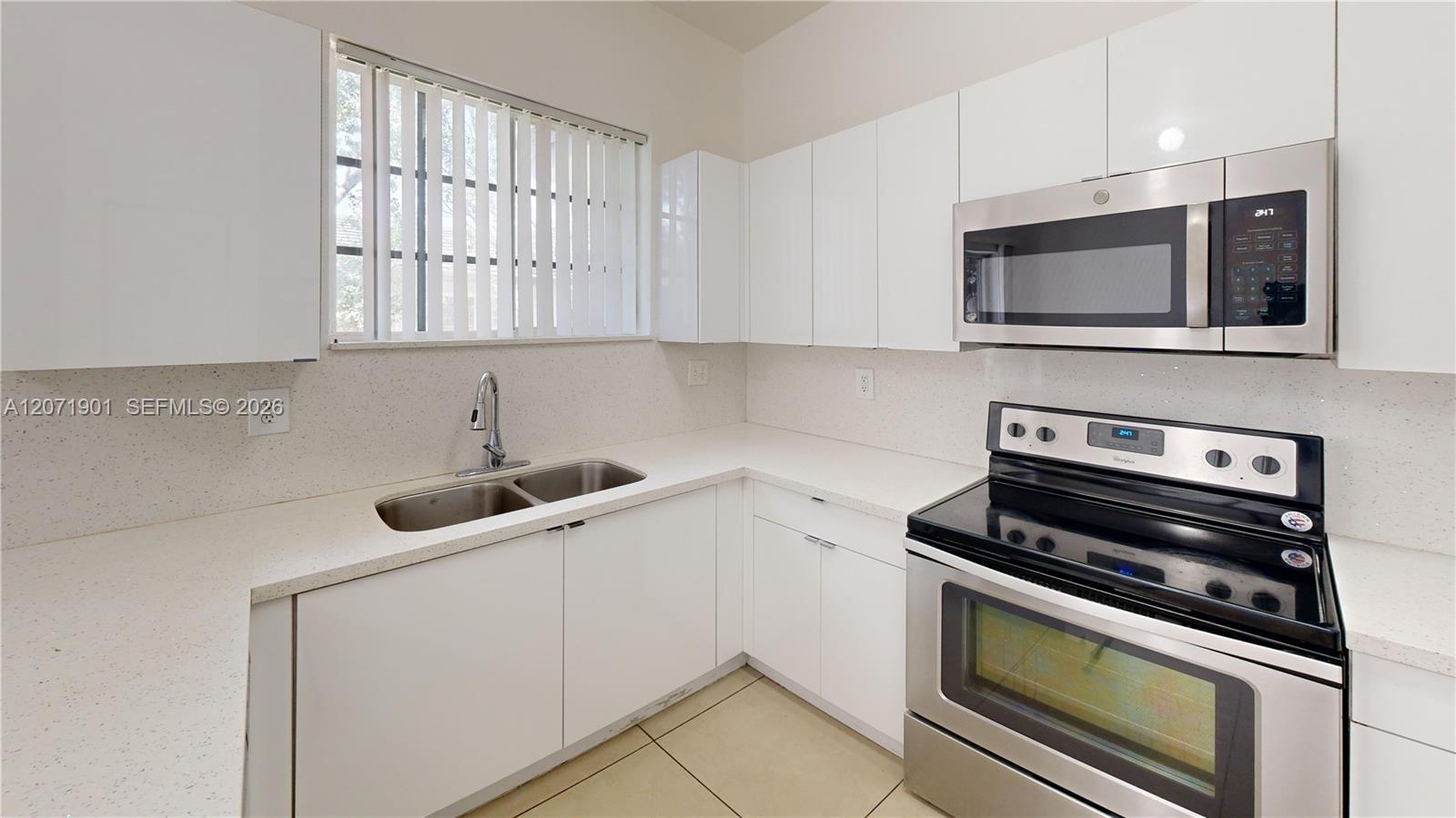 Homestead, FL 33033 photo 3