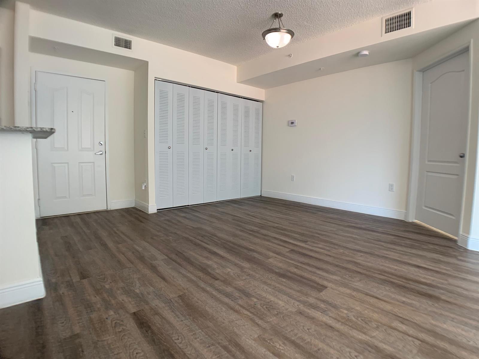 16900 N Bay Road # 1011, Sunny Isles Beach FL 33160 photo 3