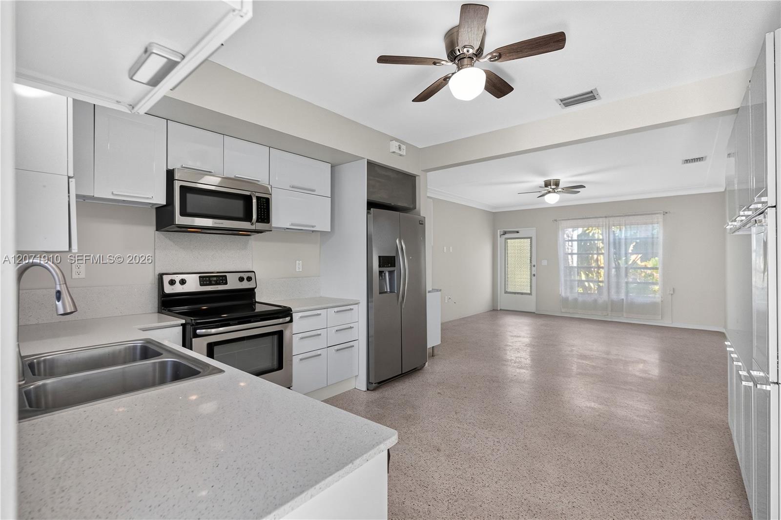 260 SW 31st Ct # 260, Miami FL 33135 photo 2