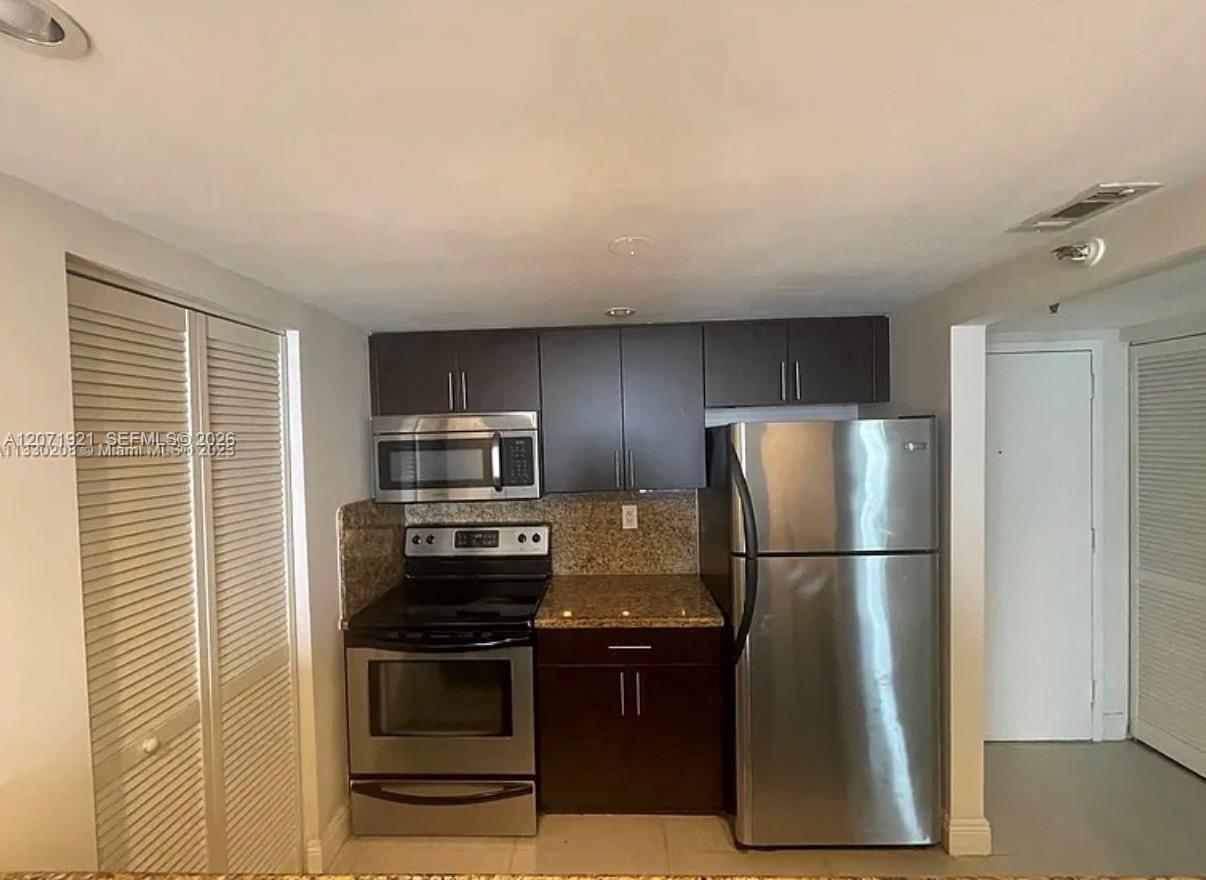 850 N Miami Ave # 2205, Miami FL 33136 photo 2