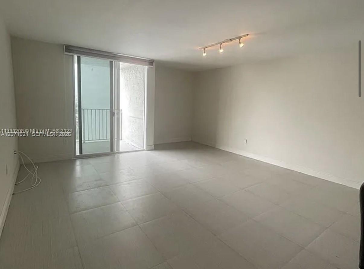 850 N Miami Ave # 2205, Miami FL 33136 photo 4