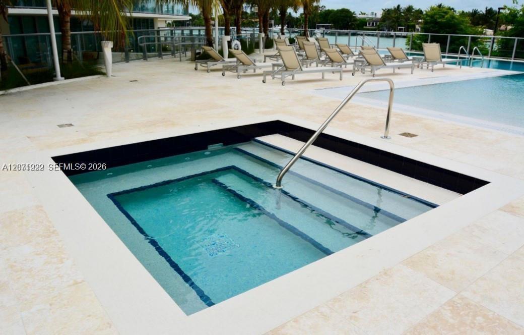 6620 Indian Creek Dr # 112, Miami Beach FL 33141 photo 2