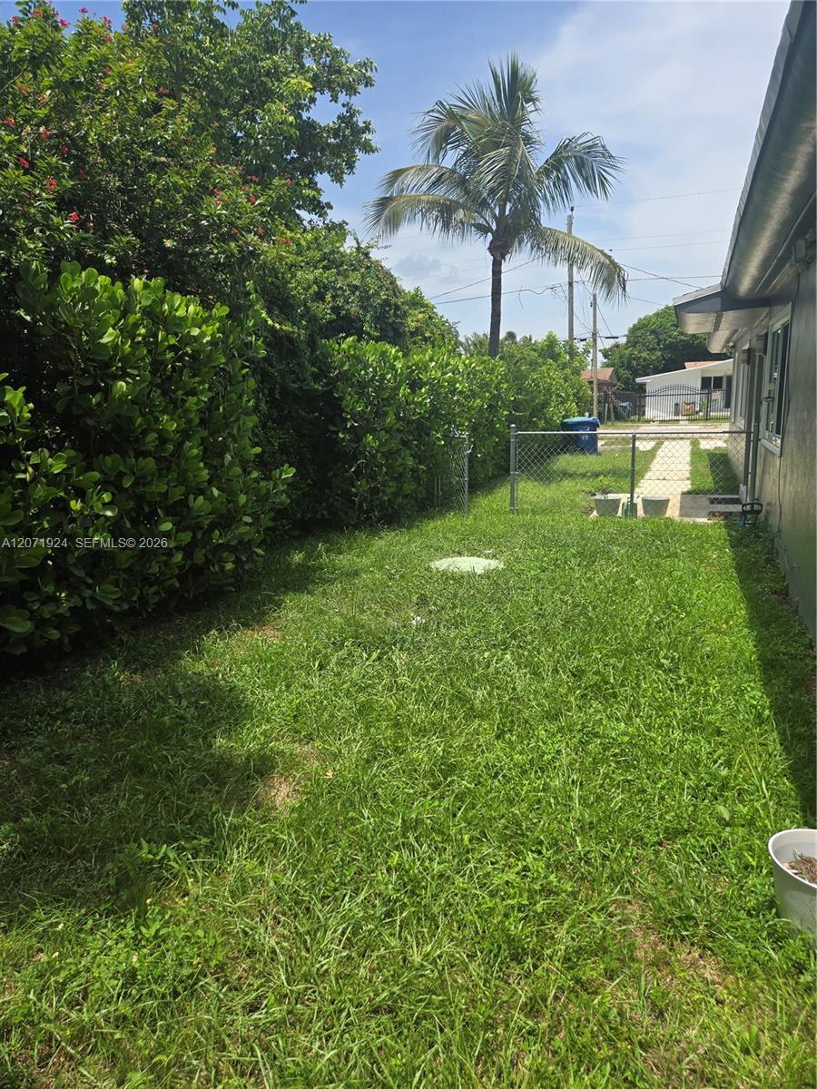 1170 NE 111th St # 1170, Miami FL 33161 photo 3
