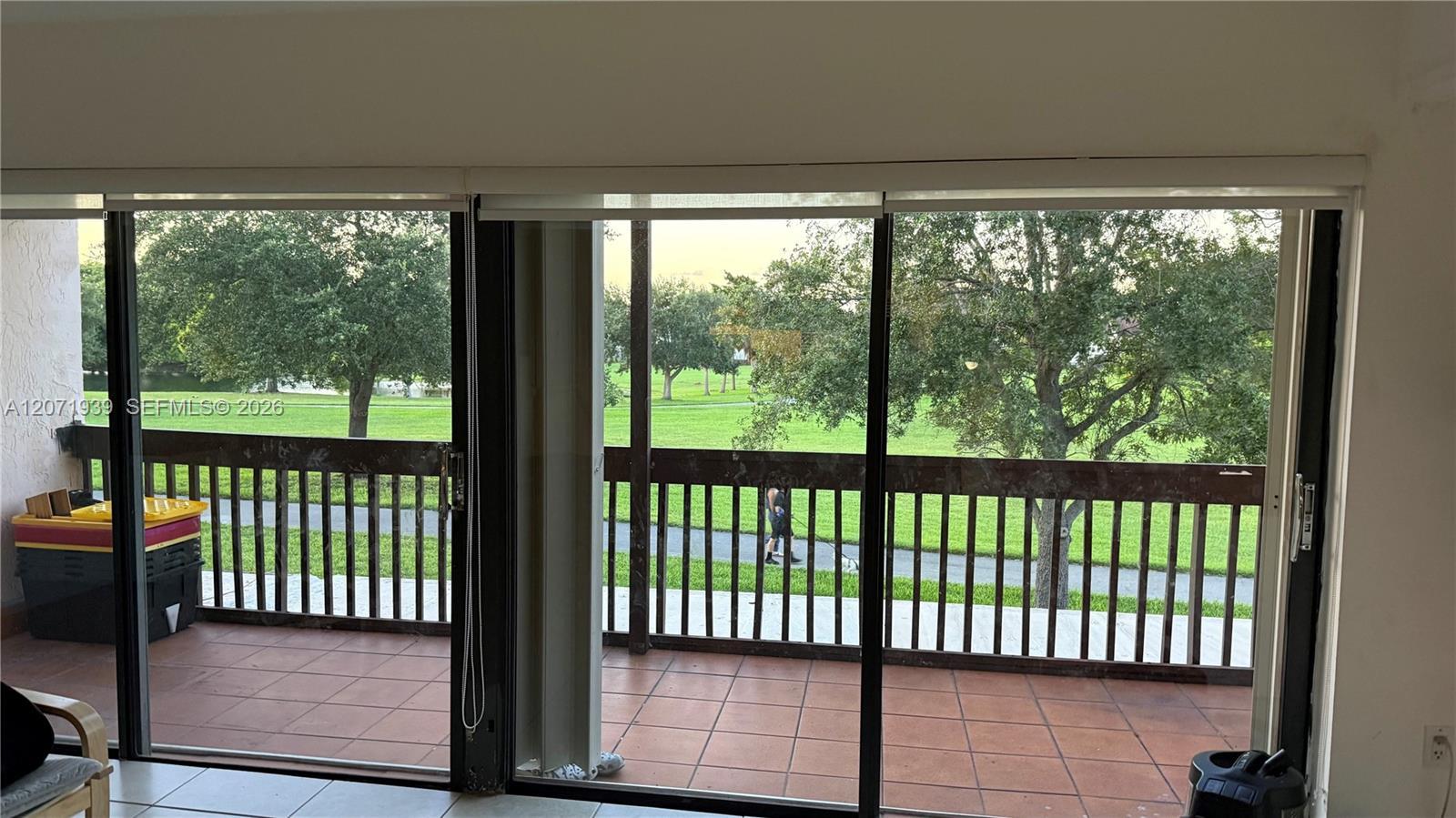 465 W Park Dr # 3, Miami FL 33172 photo 3