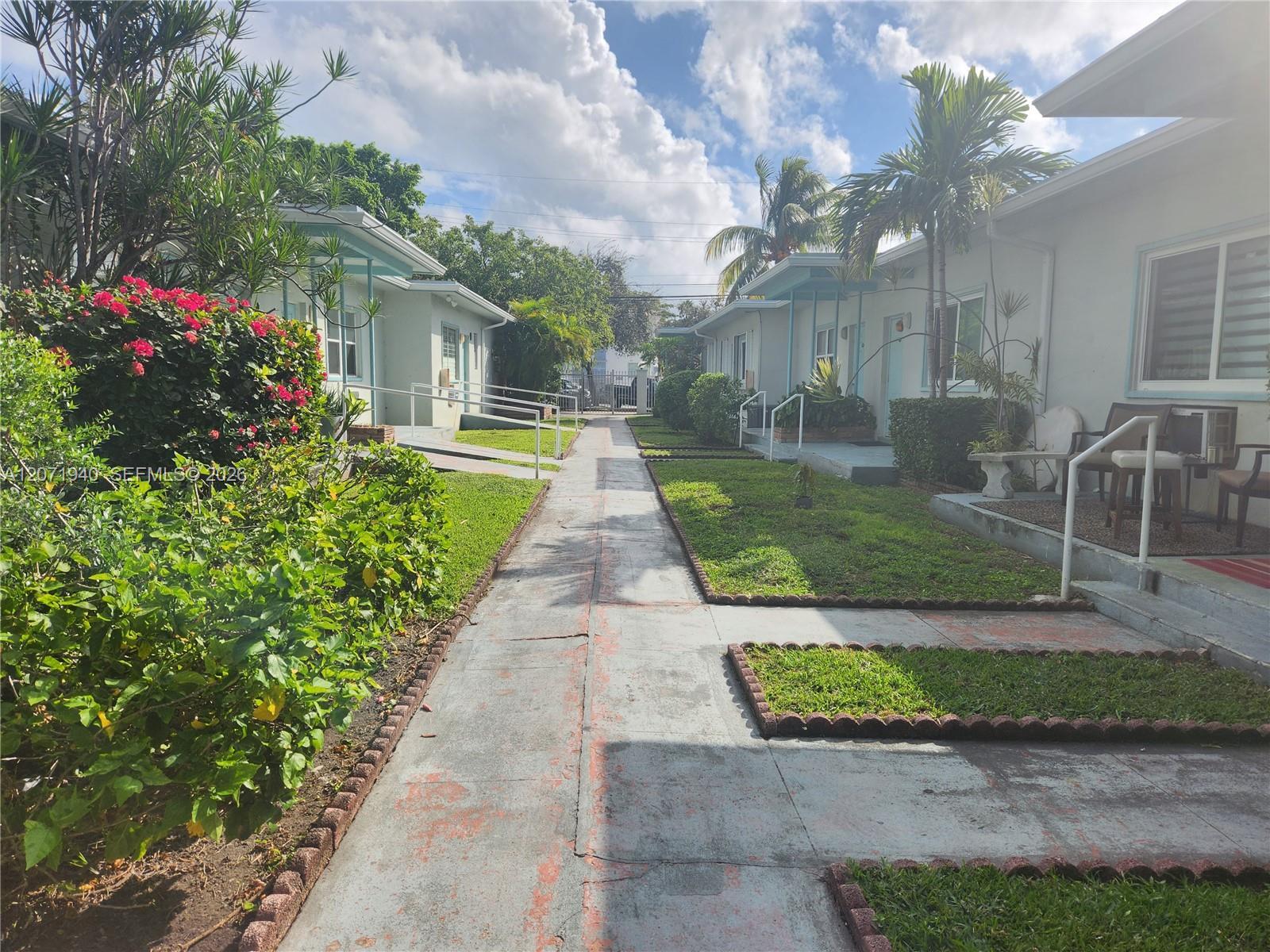 1239 Marseille Dr # 4, Miami Beach FL 33141 photo 5