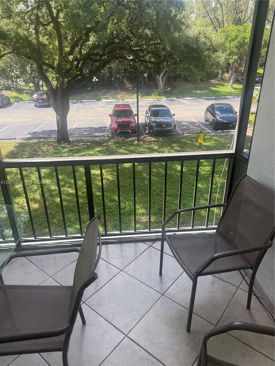 3740 Inverrary Dr # 2Q, Lauderhill FL 33319 photo 3