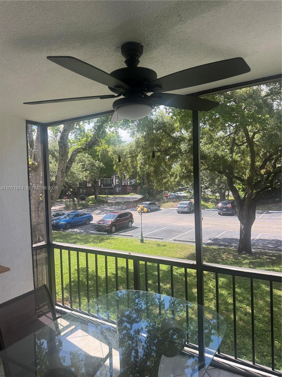 3740 Inverrary Dr # 2Q, Lauderhill FL 33319 photo 4
