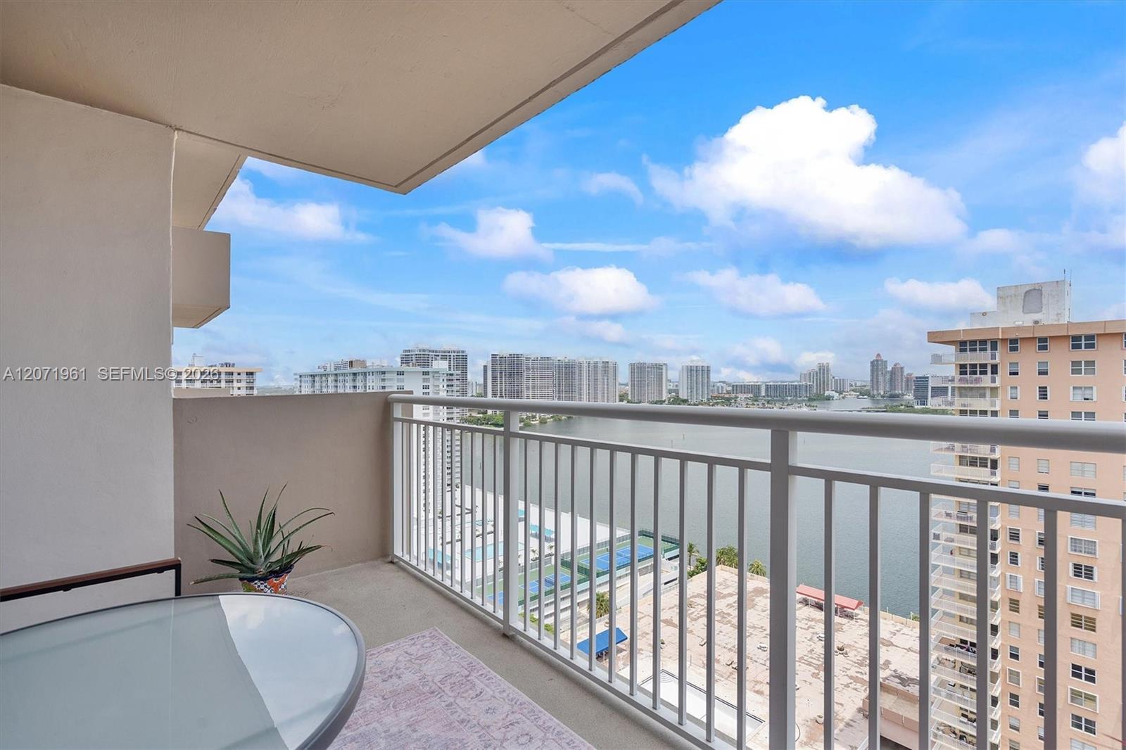 250 174th St # 2211, Sunny Isles Beach FL 33160 photo 2