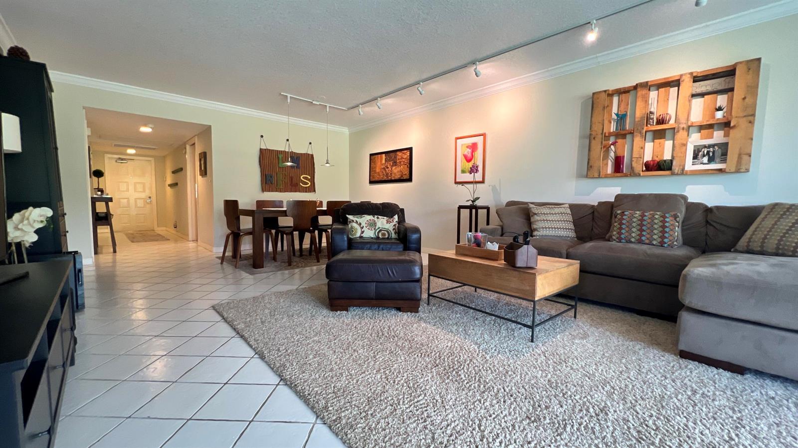 4017 N CYPRESS Drive # 101, Pompano Beach FL 33069 photo 3